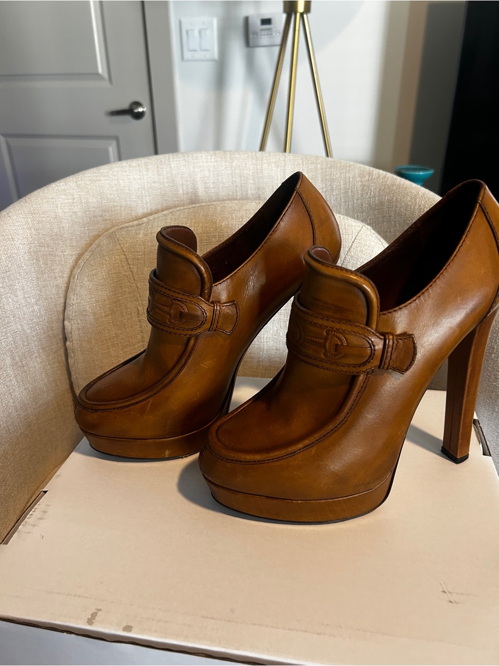 Gucci Tan Brown Leather Platform Loafer Heels